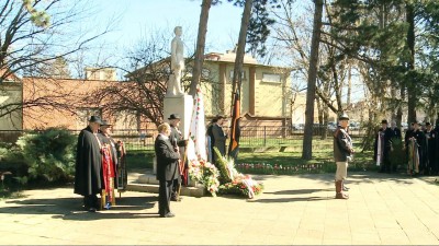 Szerény nemzeti ünnep - koszorúztak a város vezetői