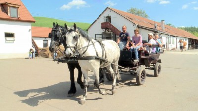 Gyermeknapi nosztalgiamajális