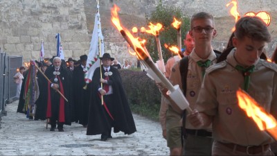 Fáklyás Királyköszöntő Ünnepséget szerveztek