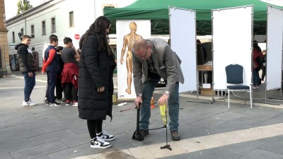 Kísérletek, robotok és virtuális valóság