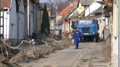 Felújítják a Koszorú utcát