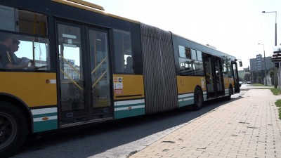 Kezdődik a tanítás, változik a buszmenetrend