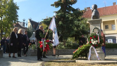 Megemlékezést tartottak a Lenkey udvarban